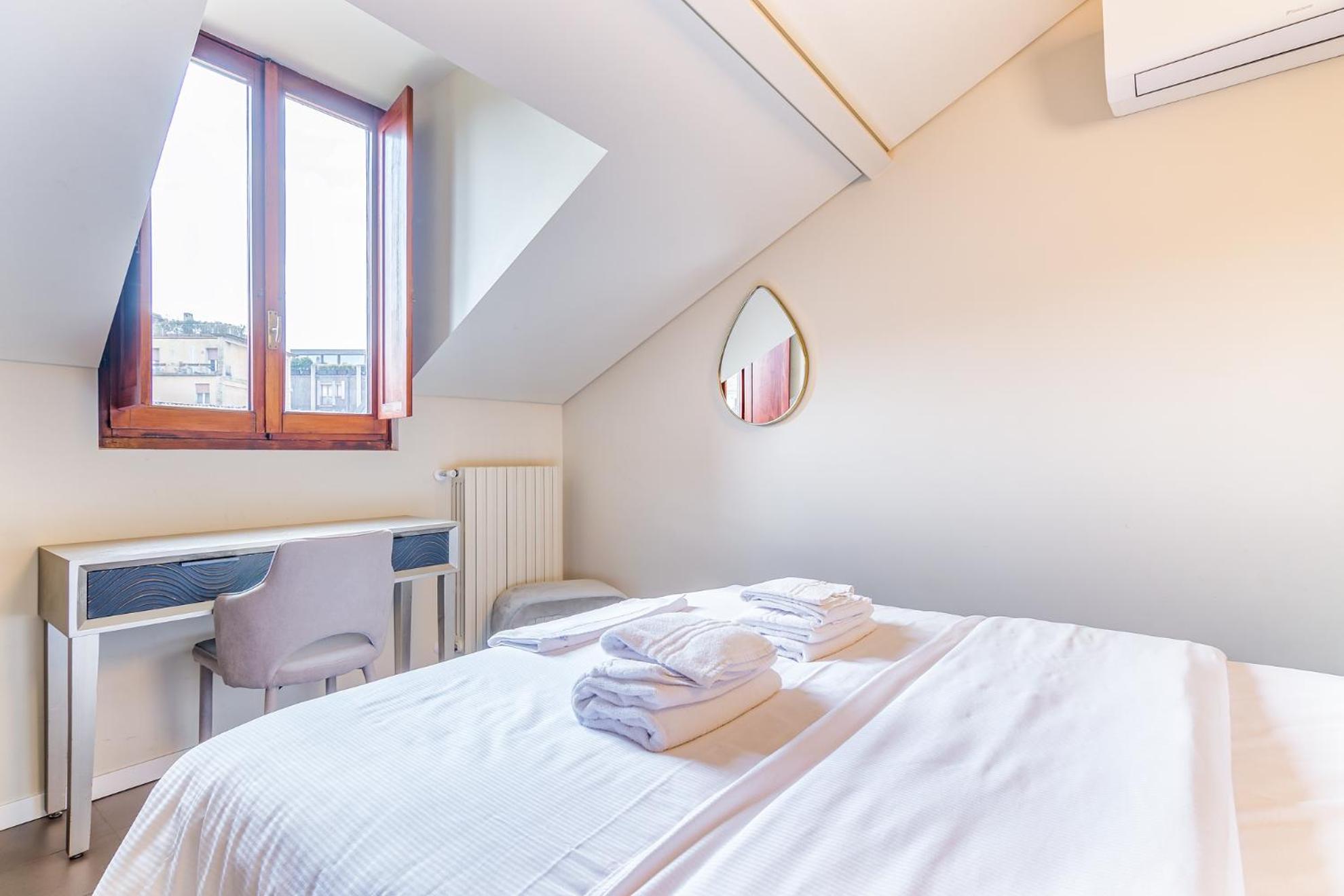 Luxury Flat Duomo 6Pax Wifi Top Lejlighed Milano Eksteriør billede